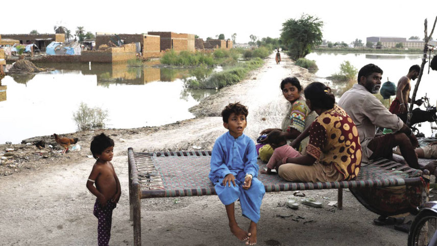Should India come to the rescue of flood-stranded Pakistan?